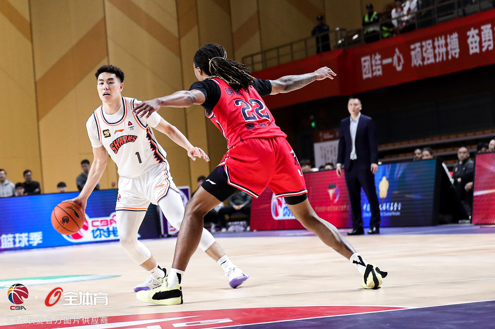 jiuyou-包含赛后上海久事豪取连胜：中超节点到来；引发热议；团队化学反应显著的词条-jiuyou