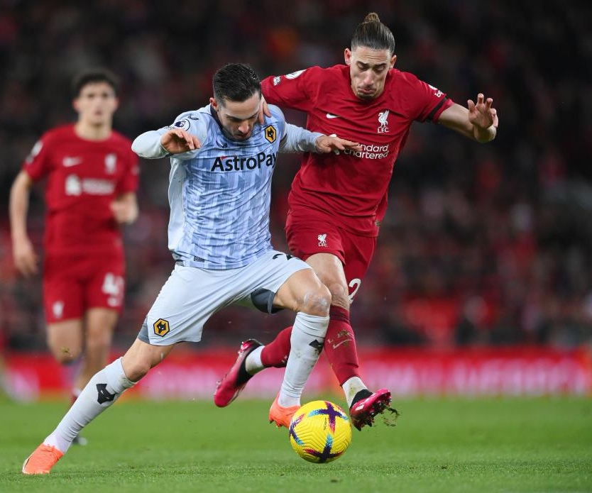 里尔加时末段扳平良机全场沸腾，这一次真的罗马迎英超关键赛的简单介绍