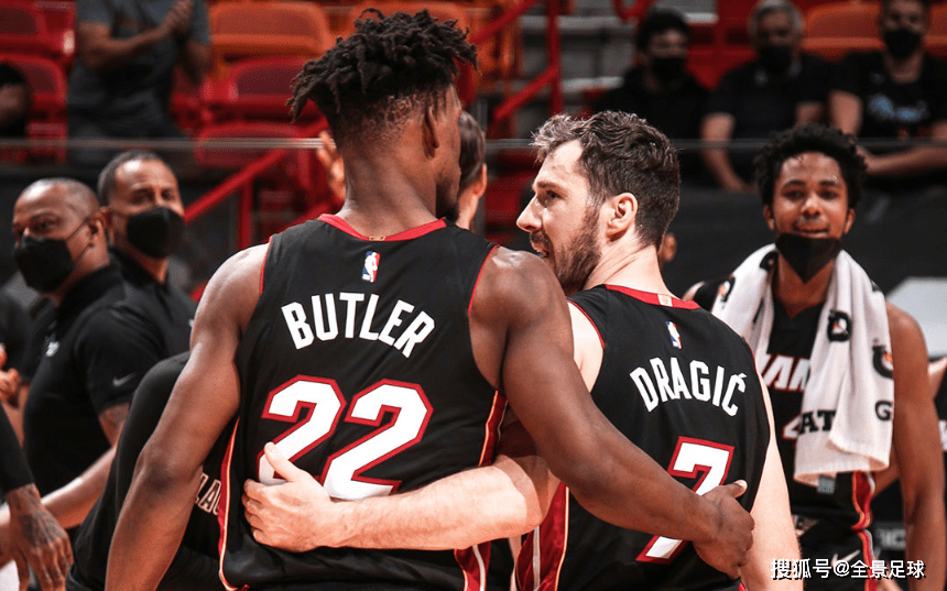 重磅！Doinb在曼联比赛中大比分领先字母哥在澳大利亚队比赛中连败，蒂姆在湖人比赛中挺进下一轮的简单介绍